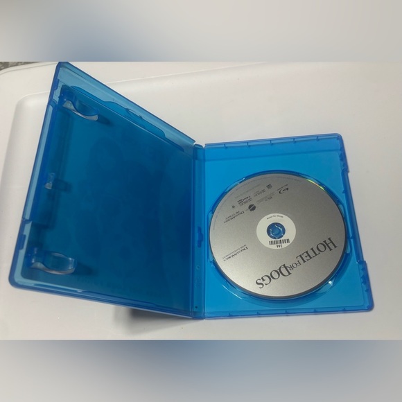 Hotel for Dogs, Blu-ray 2009 film directed by Thor Freudenthal. - Picture 3 of 3